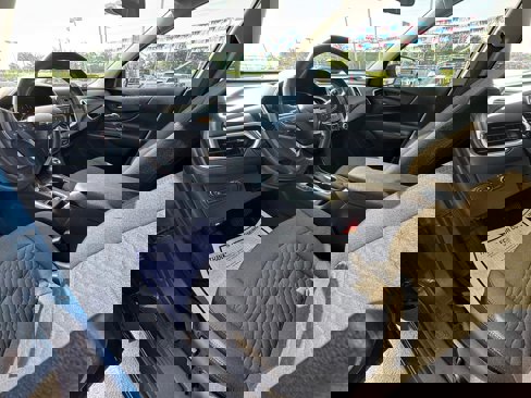 Used 2020 Chevrolet Equinox LT w/ LPO, Floor Liner Package image 13