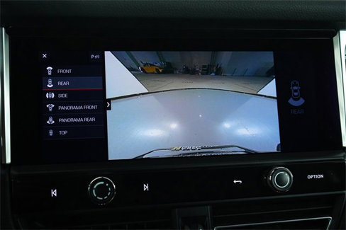 Used 2022 Porsche Macan image 46