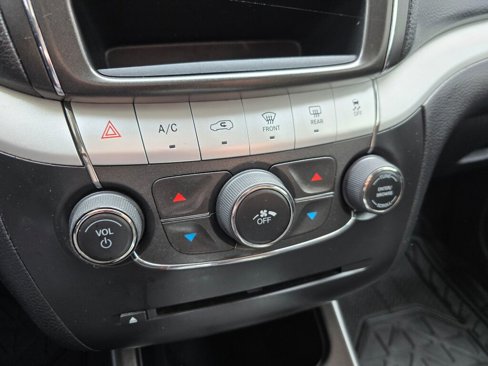 Used 2016 Dodge Journey SXT w/ Blacktop Package image 25