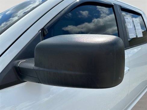 Used 2021 RAM 1500 Classic SLT image 11