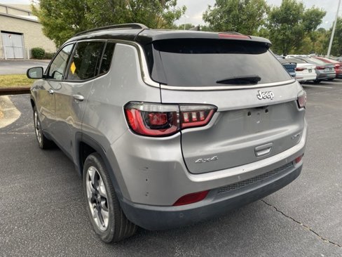 Used 2021 Jeep Compass Limited w/ Sun and Sound Group image 9