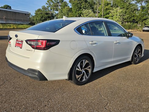 Used 2022 Subaru Legacy image 4