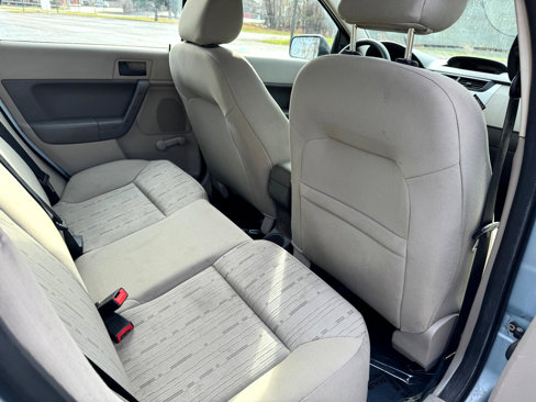 Used 2009 Ford Focus S image 37