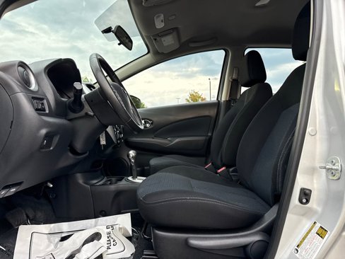 Used 2015 Nissan Versa Note SV image 14