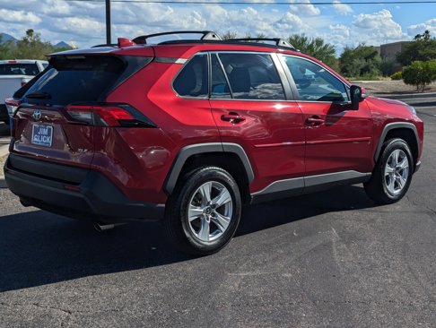 Used 2020 Toyota RAV4 XLE w/ Convenience Package image 2