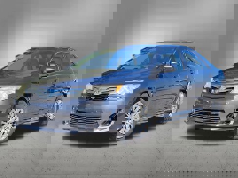 Used 2013 Toyota Camry L image 1