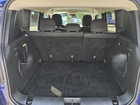 Used 2018 Jeep Renegade Latitude image 26