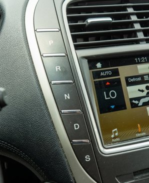 Used 2018 Lincoln MKX Premiere image 27