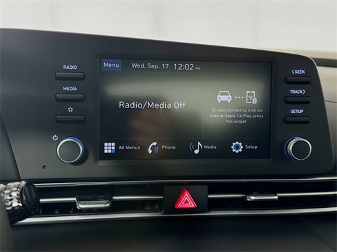 New 2025 Hyundai Elantra SE image 10