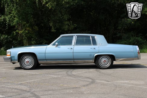 Used 1987 Cadillac Brougham image 26