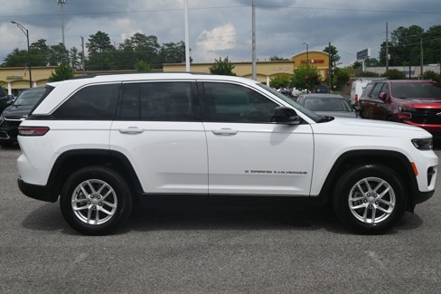 Used 2023 Jeep Grand Cherokee Laredo w/ Trailer Tow Prep Group (B) image 15