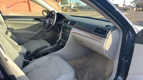 Used 2015 Volkswagen Passat 1.8T S image 16