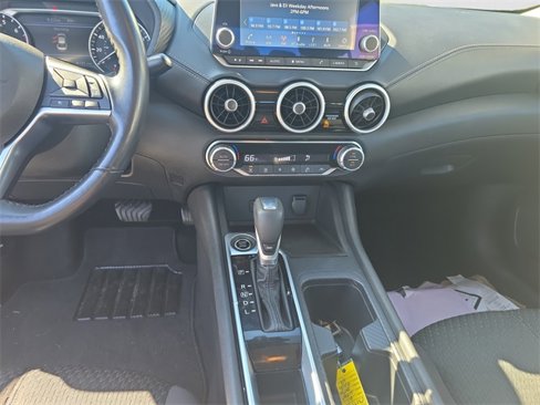 Used 2021 Nissan Sentra SV image 11
