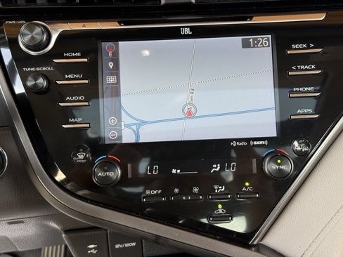 Used 2019 Toyota Camry XSE image 28