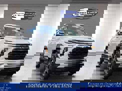 New 2026 Chevrolet TrailBlazer LT w/ Convenience Package image 2