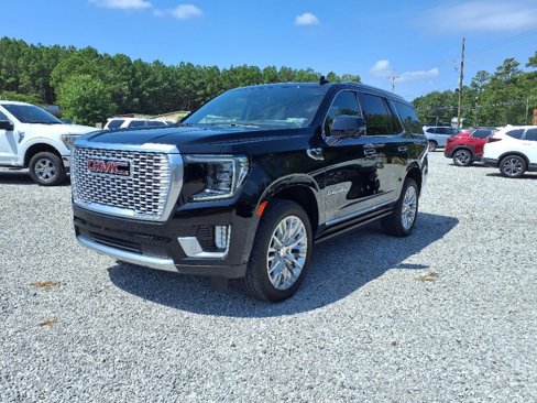 Used 2024 GMC Yukon Denali image 2
