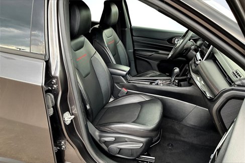 Used 2023 Jeep Compass Trailhawk image 7