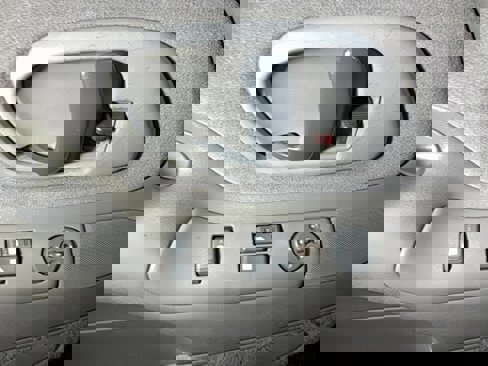 Used 1995 GMC Yukon SLE image 20