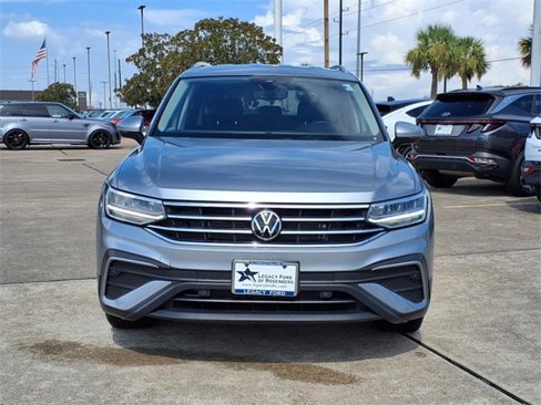 Used 2022 Volkswagen Tiguan SE image 28