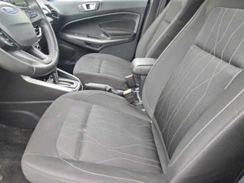 Used 2018 Ford EcoSport SE image 9