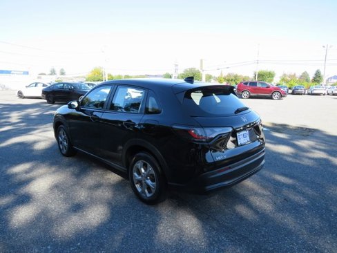 Used 2023 Honda HR-V LX image 3