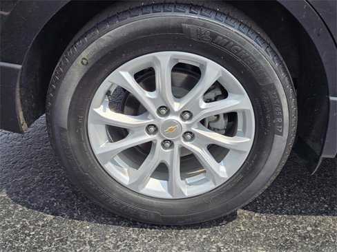 Used 2021 Chevrolet Equinox LT image 38