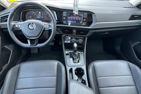 Used 2021 Volkswagen Jetta SE image 14