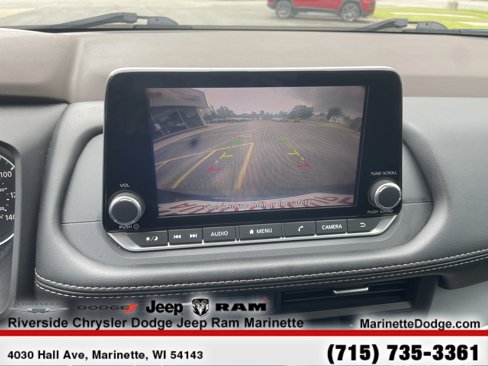 Used 2023 Nissan Rogue S image 45