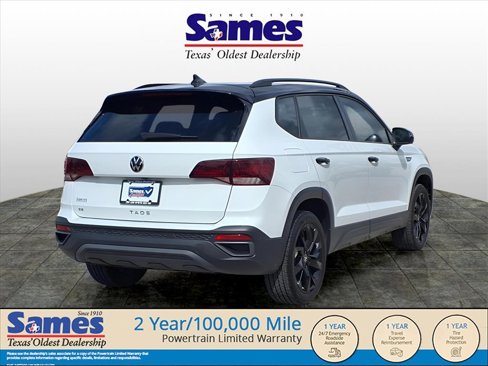 Used 2024 Volkswagen Taos SE image 4