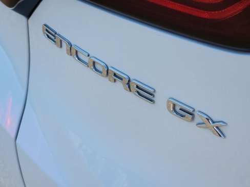 Used 2024 Buick Encore GX Sport Touring image 19