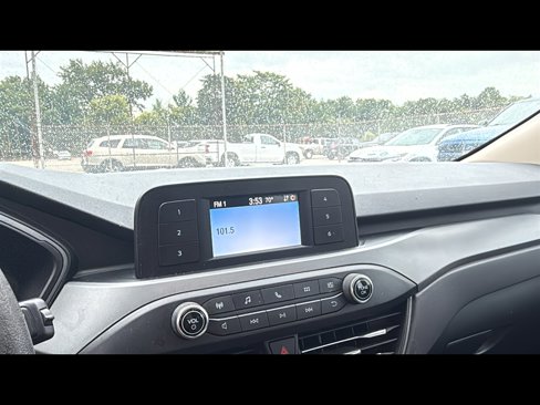 Used 2020 Ford Escape S image 17