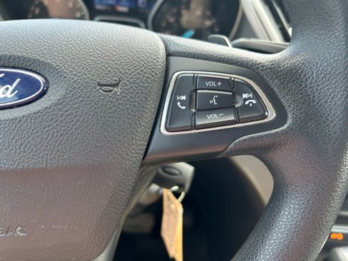 Used 2017 Ford Escape SE image 20