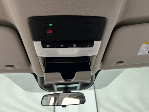 Used 2023 Nissan Rogue SV image 59