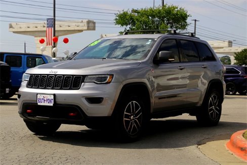 Used 2018 Jeep Grand Cherokee Trailhawk w/ Trailhawk Luxury Group image 7