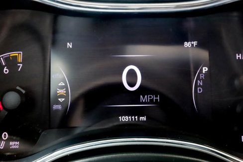 Used 2019 Jeep Grand Cherokee Altitude image 6