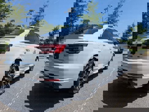 Used 2017 Audi A4 2.0T Premium Plus w/ Premium Plus Package image 9