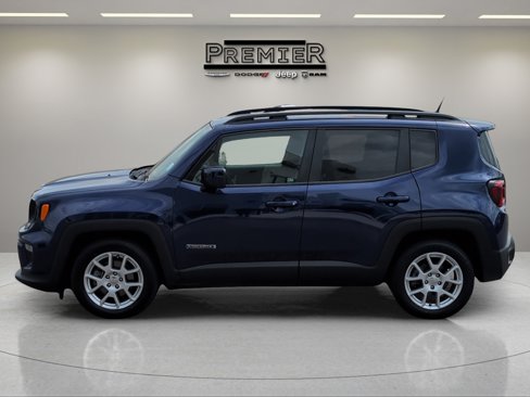 Used 2021 Jeep Renegade Latitude w/ Luxury Group I image 11