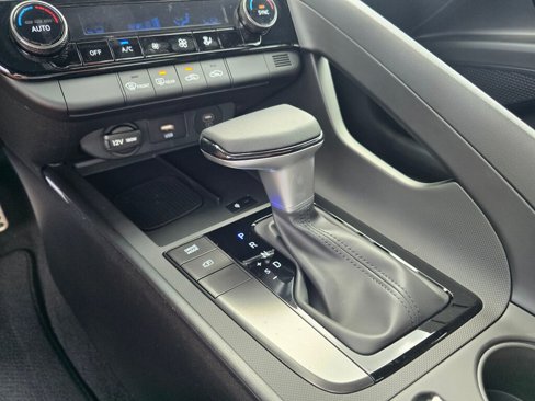 New 2025 Hyundai Elantra Sport image 25