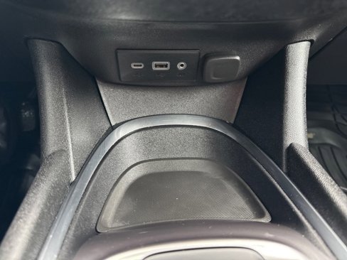 Used 2020 Chevrolet Malibu LT image 25