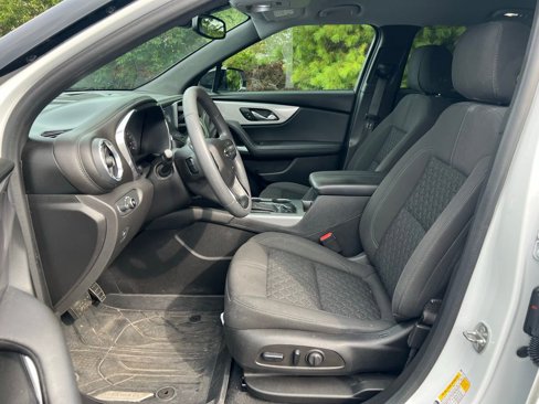Used 2021 Chevrolet Blazer LT w/ Redline Edition image 9