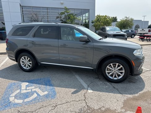 Used 2021 Dodge Durango SXT image 33