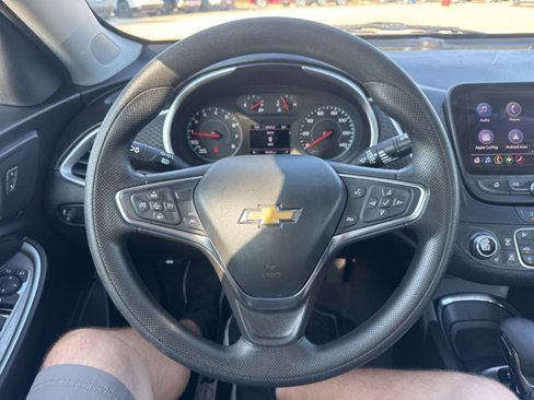 Used 2024 Chevrolet Malibu LT image 16
