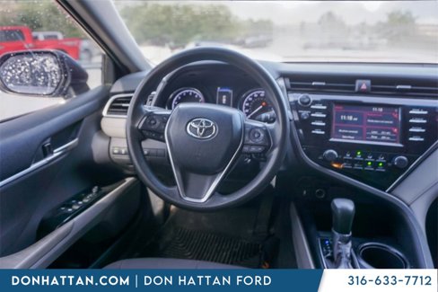 Used 2018 Toyota Camry L image 6