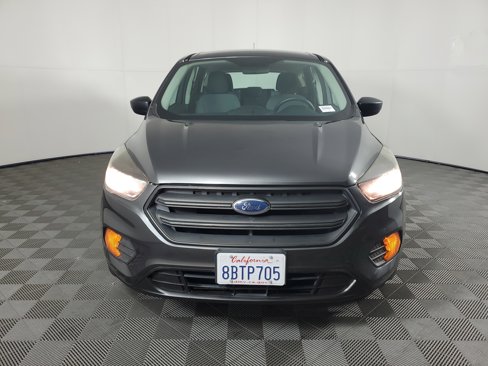 Used 2018 Ford Escape S image 9