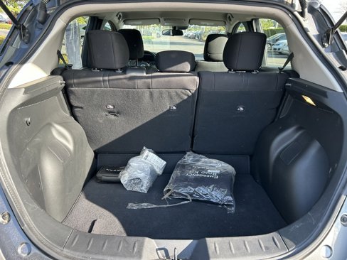 Certified 2024 Nissan Leaf S image 24