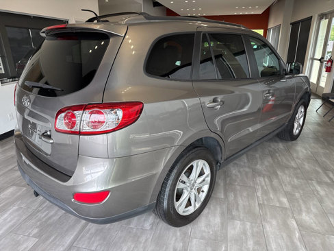 Used 2012 Hyundai Santa Fe SE image 7