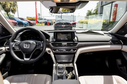 Used 2020 Honda Accord Touring image 26