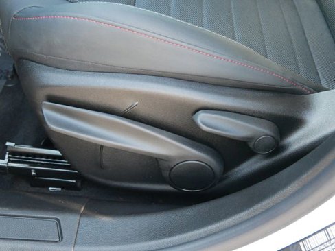 Used 2023 Dodge Hornet GT w/ GT Blacktop Package image 18
