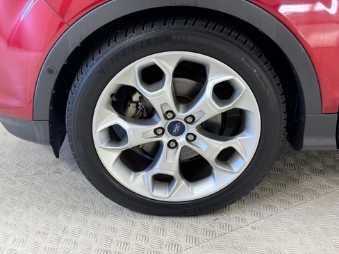 Used 2014 Ford Escape Titanium w/ Equipment Group 401A image 9