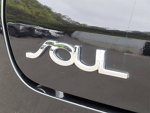 Used 2020 Kia Soul S image 29